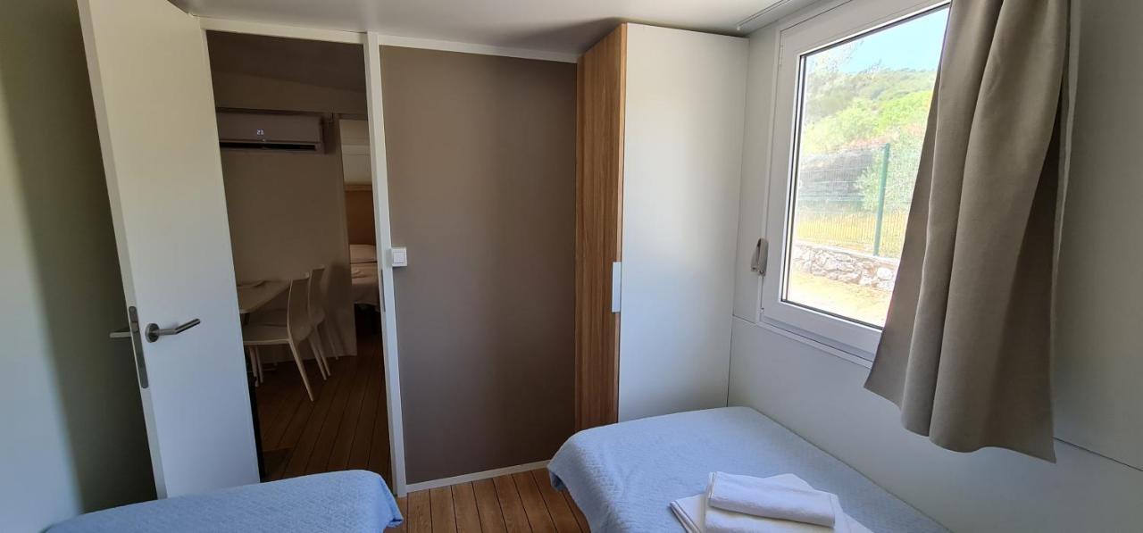 Mobile Home Andreana Jezera Eksteriør billede